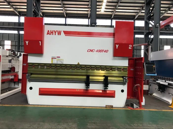 Kina Yawei 6 Axis CNC-Pressbrakes 4m400T