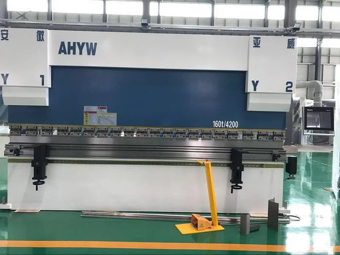 AHYW Yawei 5 Axis 160T4M CNC -bockningsmaskin