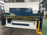 Kina Yawei PBH 130T3m CNC Pressbromsar 4 Axis